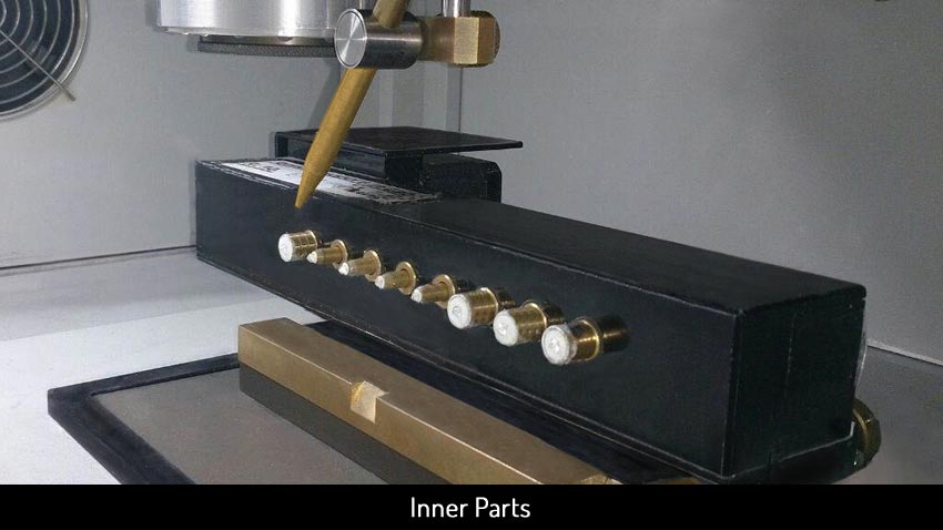 this is diamond cutting machine manufacturer, Lazer Super 9e inner parts view
